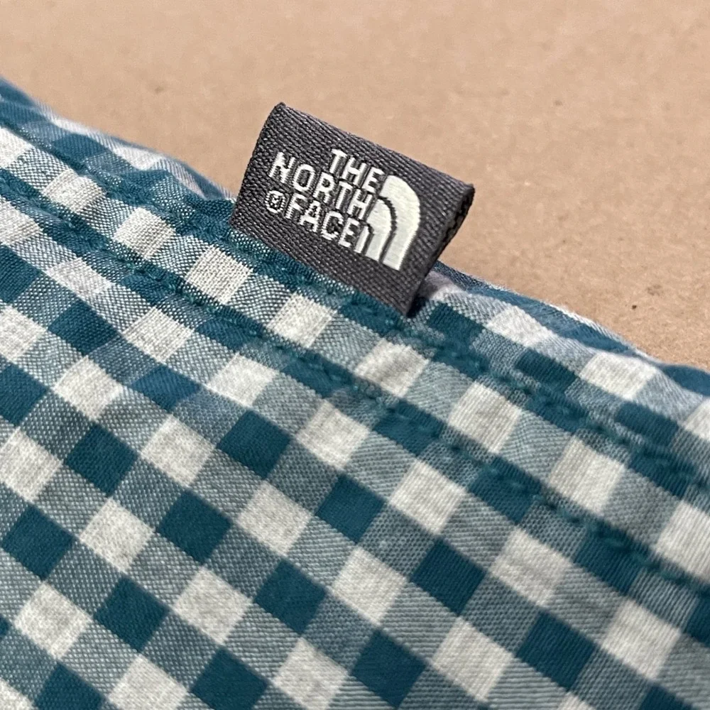 The North Face Men's XL Button Up Shirt Short Sleeve Green White Gingham Outdoor